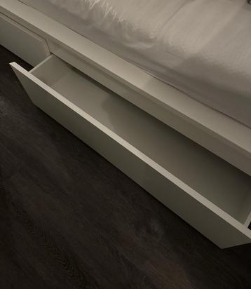 Nieuwe IKEA Malm bedlade voor hoog bedframe, wit beschikbaar voor biedingen