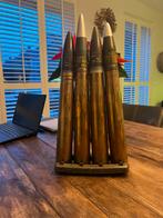 Munitie - 40mm granaten in slede ww2 wo2, Verzamelen, Militaria | Tweede Wereldoorlog, Ophalen, Overige soorten, Overige gebieden