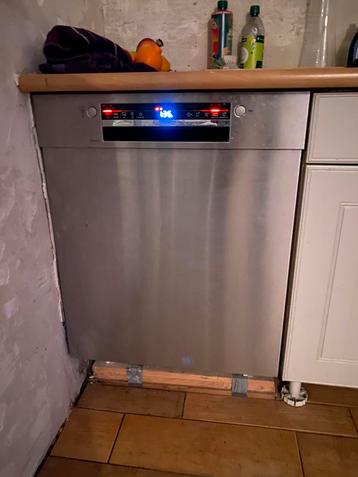 Bosch SER2/5/4 In en onderbouw Vaatwasser (3 jaar) beschikbaar voor biedingen
