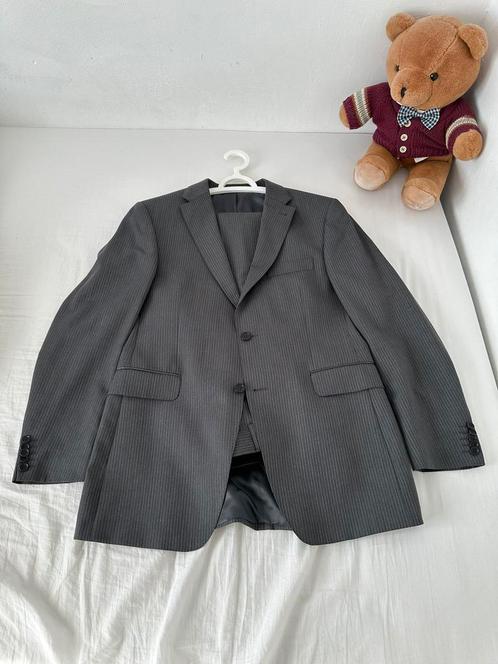 Mooi Tweedelig pak, Kleding | Heren, Kostuums en Colberts, Zo goed als nieuw, Maat 52/54 (L), Grijs, Ophalen of Verzenden