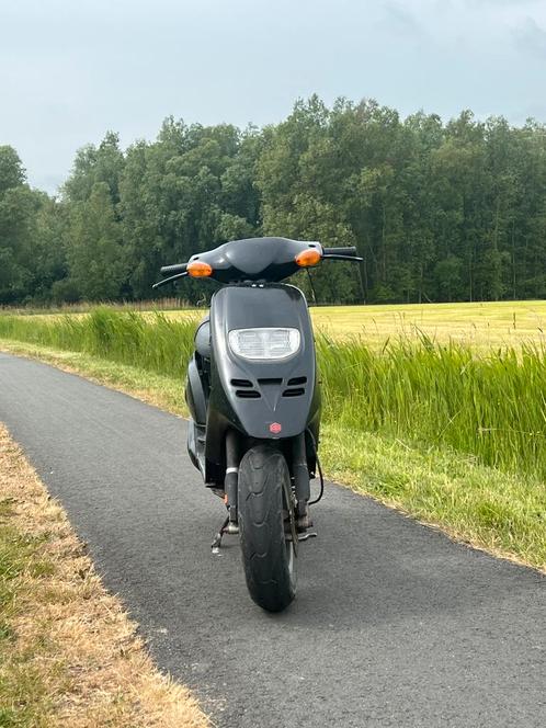 Piaggio typhoon 70cc ruilen voor zip, Fietsen en Brommers, Scooters | Piaggio, Zo goed als nieuw, Overige modellen, Ophalen