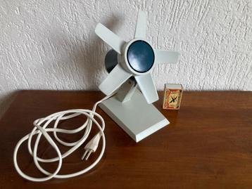 vintage tafelventilator ventilator klein ventilatortje retro beschikbaar voor biedingen