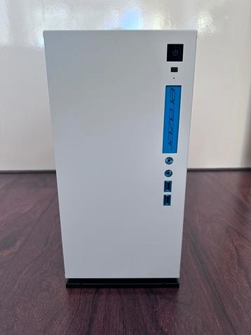 Erazer Engineer X10 | i7-14700 | RTX 4060 | 32GB | 1TB beschikbaar voor biedingen