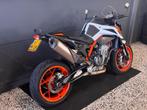KTM 890 Duke R Akrapovic Quickshifter LED Dealer onderhouden, Handvatverwarming, Meer dan 35 kW, Toermotor, KTM Sportmotorcycle GmbH