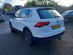 Volkswagen TIGUAN 1.4 TSI ACT Highline dsg leder trekh,, Auto's, Volkswagen, 12 maanden, Euro 6, 4 cilinders, Wit