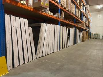 OPRUIMING demo dakramen van Velux!  beschikbaar voor biedingen