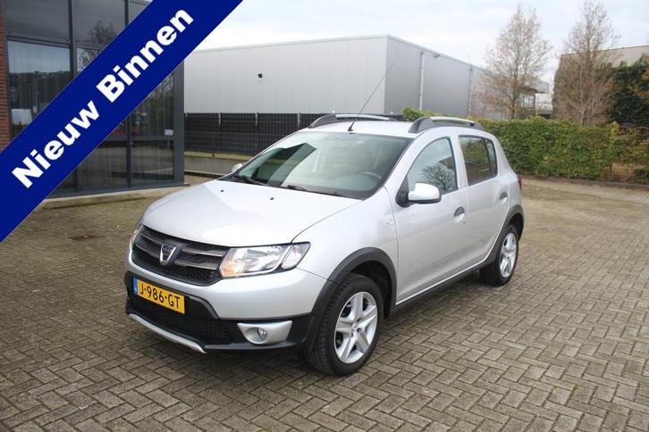 Dacia Sandero 0.9 TCe Stepway Lauréate Airco-Cruise-Navi-Bl, Auto's, Dacia, Bedrijf, Te koop, Sandero Stepway, ABS, Airbags, Airconditioning