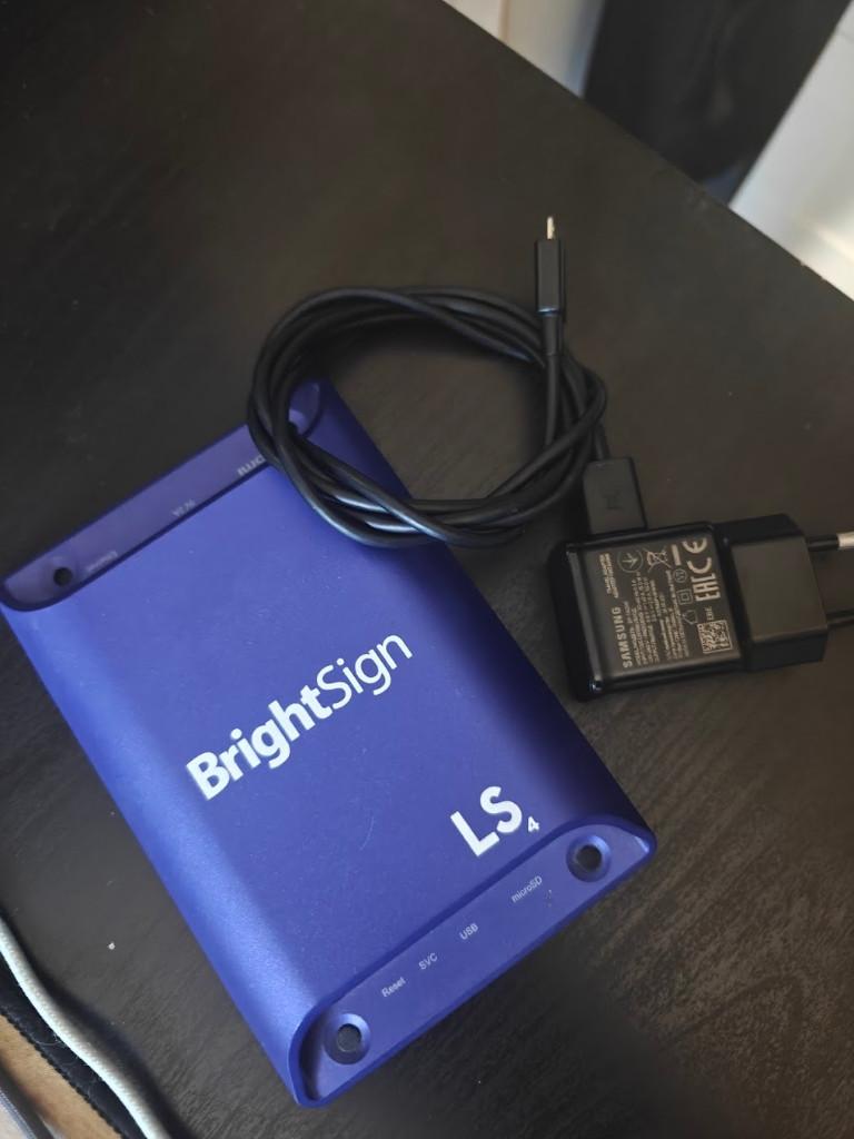 Brightsign LS4, Ophalen, Zo goed als nieuw, HDMI, Minder dan 500 GB
