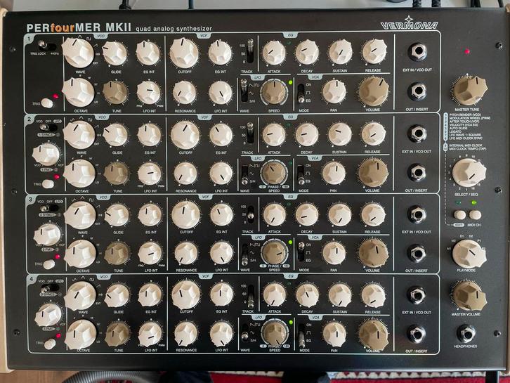 Vermona Perfourmer MKII CV/GATE analoge synthesizer, Muziek en Instrumenten, Synthesizers, Zo goed als nieuw, Overige aantallen