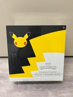 Pokemon center Celebrations etb, Ophalen, Nieuw, Overige typen, Foil