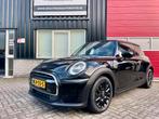 Mini Cooper 3-deurs bj 2021 Facelift Apple Carplay Xenon/Led, Voorwielaandrijving, Stof, 4 stoelen, Zwart