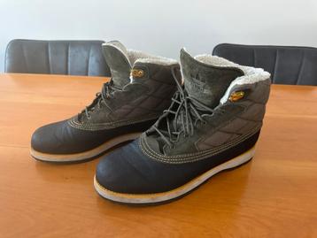 Adidas Navvy Quilt Boot maat 45 1/3 beschikbaar voor biedingen