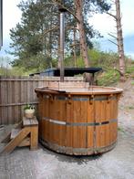 Hottub houtgestookt 4/6 pers, Tuin en Terras, Jacuzzi's, Vast, Gebruikt, Trap, Ophalen