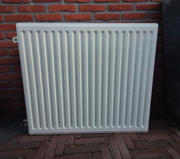 Radiator Type 33 - 80x70 cm beschikbaar voor biedingen