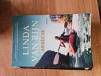 Ardèche - Linda van Rijn - Thriller, Ophalen of Verzenden, Zo goed als nieuw, Linda van Rijn, Nederland