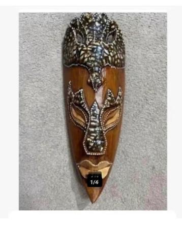 Bijzonder mooi bewerkt masker, hout, Indonesië, 31 cm beschikbaar voor biedingen