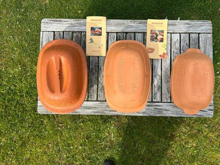 2 stuks Romertpf oven schalen weinig gebruikt, Huis en Inrichting, Keuken | Keukenbenodigdheden, Zo goed als nieuw, Ophalen