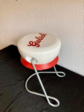 Vintage Grolsch bijzettafeltje  beschikbaar voor biedingen