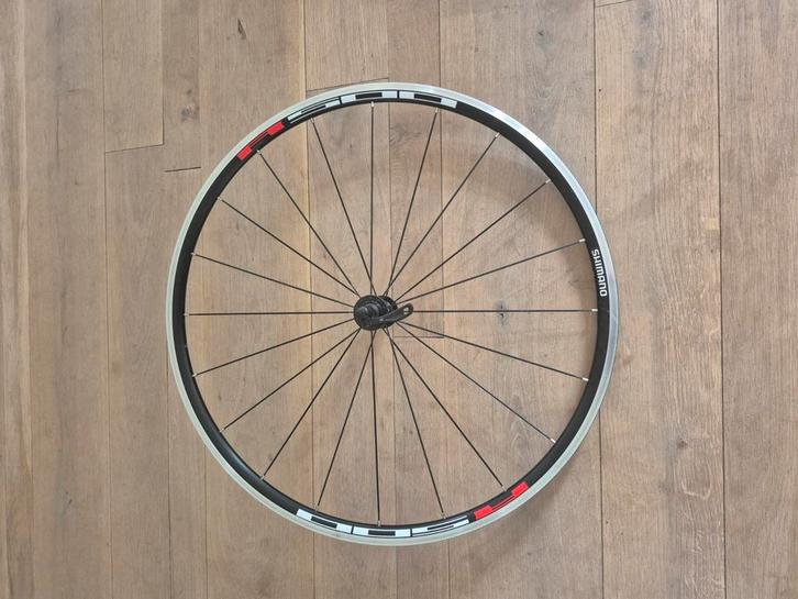 Shimano R500 voorwiel racefiets 28 inch, Fietsen en Brommers, Fietsonderdelen, Zo goed als nieuw, Racefiets, Wiel, Ophalen