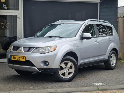 Mitsubishi Outlander 2.4 Intro Edition 2WD CLIMA / CRUISE /, Auto's, Mitsubishi, Bedrijf, Te koop, Outlander, ABS, Airbags, Airconditioning