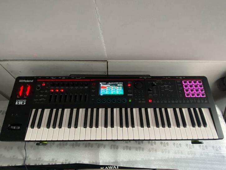 Roland Fantom 06 - Top Synthesizer!, Muziek en Instrumenten, Keyboards, Nieuw, 61 toetsen, Roland, Aanslaggevoelig, Ophalen