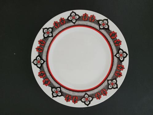 Bord Klaver / Hollands Bont 19 cm, Huis en Inrichting, Keuken | Servies, Bord(en), Overige stijlen, Porselein, Ophalen of Verzenden