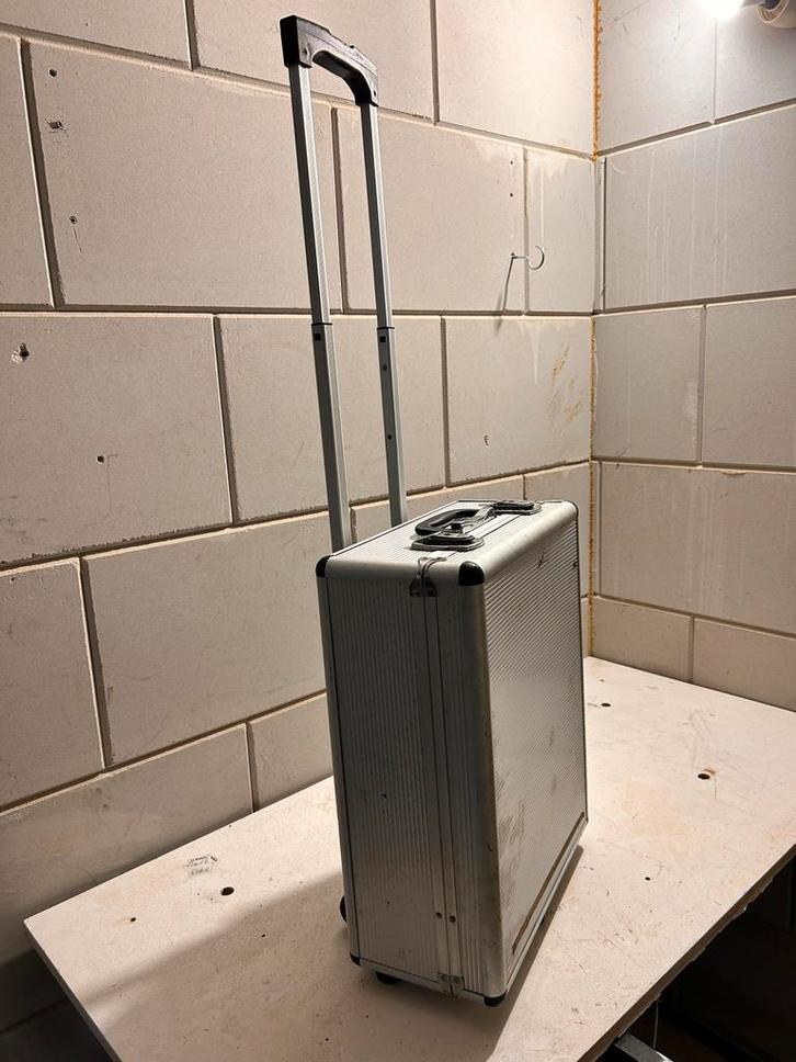 Gereedschapskoffer met gereedschap, Doe-het-zelf en Verbouw, Gereedschapskisten, Gebruikt, Gevuld, Ophalen