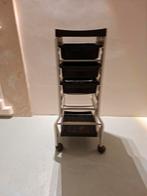 Kapperskarretje met lades, Ophalen, Gebruikt