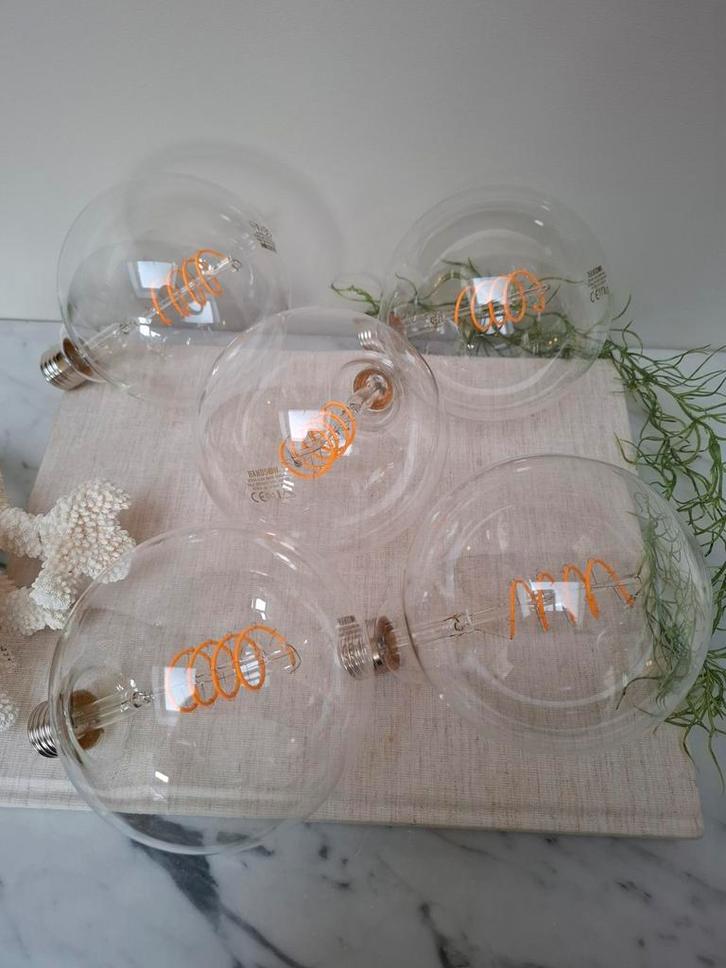 HandsOn LED Lamp - Sfeervolle Verlichting, Huis en Inrichting, Lampen | Losse lampen, Nieuw, Led-lamp, Minder dan 30 watt, E27 (groot)