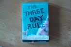 The three day rule - Josie Lloyd & Emlyn Rees, Ophalen of Verzenden, Gelezen