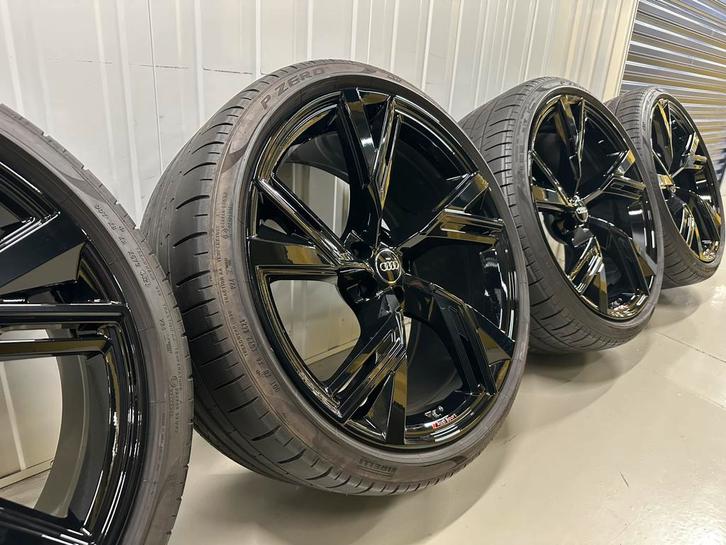 22'' Audi RS6 RS7 C8 Audi Sport Velgen Banden Set Pirelli AO, Auto-onderdelen, Banden en Velgen, Banden en Velgen, Zomerbanden