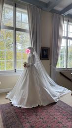 Prachtige Trouwjurk met Sluier - Gelinlik, Ophalen of Verzenden, Gedragen, Wit, Trouwjurk