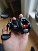 Nieuwe Zebco avenger baitcaster, Ophalen of Verzenden, Nieuw