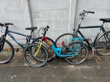Partij 14 stuks Opknapfietsen beschikbaar voor biedingen