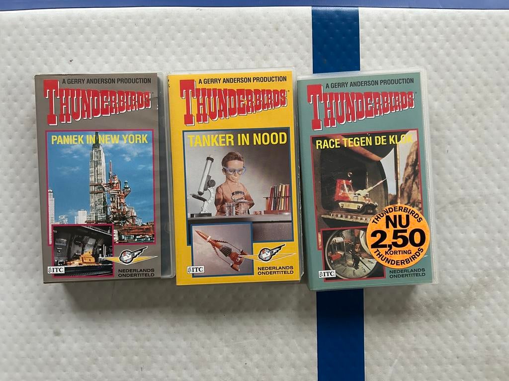 3x Thunderbirds VHS videoband., Alle leeftijden, Ophalen of Verzenden, Gebruikt