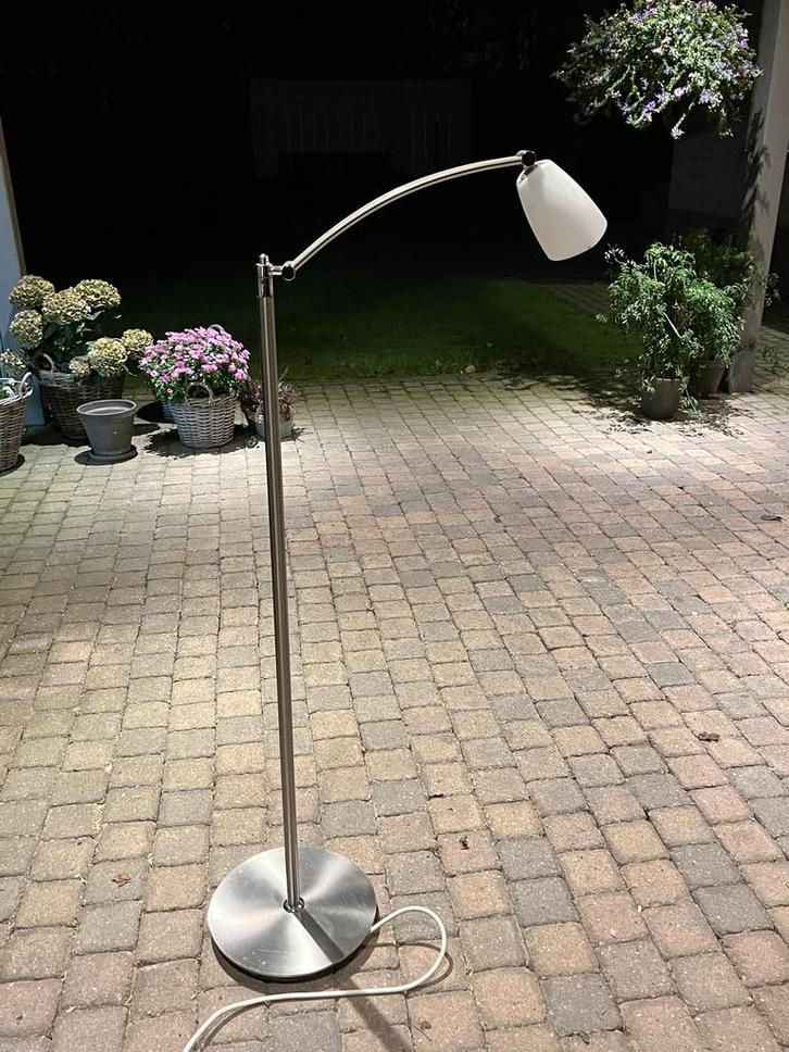 Mooie RVS Leeslamp - Stijlvol en Functioneel, Huis en Inrichting, Lampen | Vloerlampen, Zo goed als nieuw, Ophalen of Verzenden