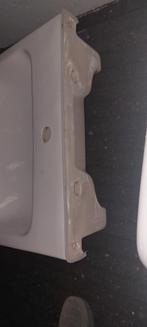 2 Nieuwe Wastafels - Hellevoetsluis, Doe-het-zelf en Verbouw, Sanitair, Ophalen of Verzenden