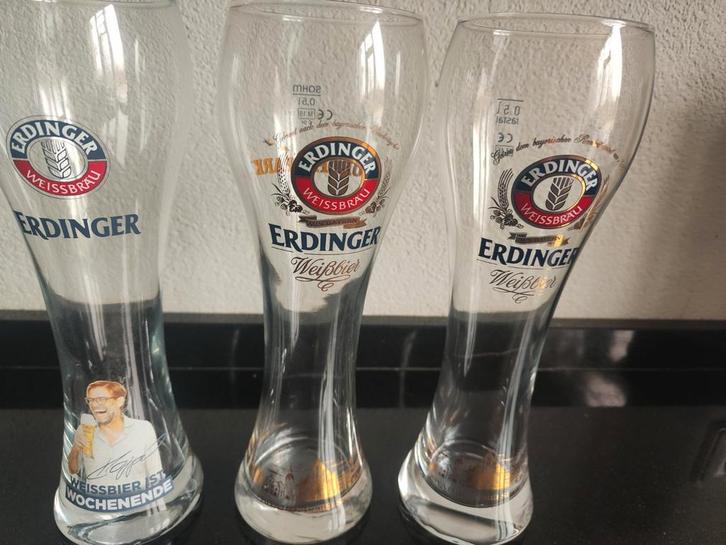3 Erdinger bierglazen verschillende soorten afbeeldingen, Verzamelen, Biermerken, Zo goed als nieuw, Glas of Glazen, Overige merken