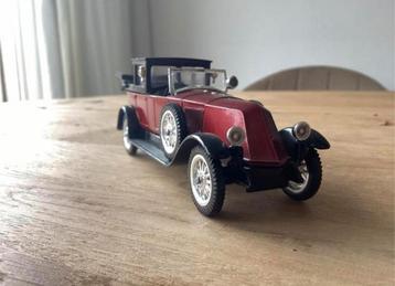 Renault 40CV uit 1926 van Solido beschikbaar voor biedingen