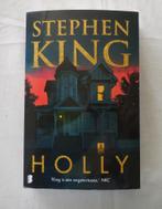 Stephen King	-	Holly, Stephen King, Zo goed als nieuw, Ophalen