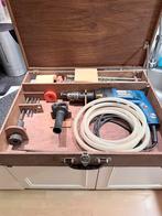 AEG Boormachine met 5 gewone steenboren 4 kleine boren, 600 watt of meer, Variabele snelheid, Zo goed als nieuw, Ophalen