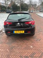 Alfa Romeo Giulietta 1.4 Turbo Multi AIR 2011 Zwart, Auto's, Voorwielaandrijving, 4 cilinders, Zwart, Origineel Nederlands