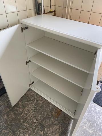 Houten kast 90Bx 115H x 43B