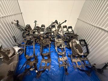 Groot aanbod frames skr , gilera runner, tph, skipper lx beschikbaar voor biedingen