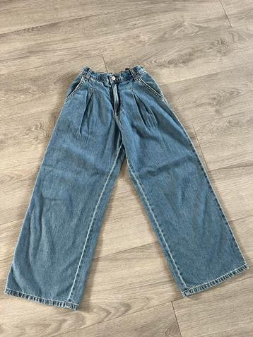 Zara jeans broek met wijde pijp 140 beschikbaar voor biedingen