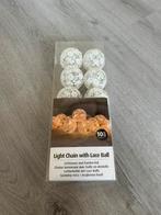 Lichtsnoer met ballen met kantendetail wit kleurig Boutiekje, Ophalen of Verzenden, Nieuw, Lamp