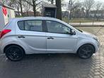 Hyundai i20 1.2I 5-DRS 2012 Grijs, Euro 5, 4 cilinders, Origineel Nederlands, Handgeschakeld