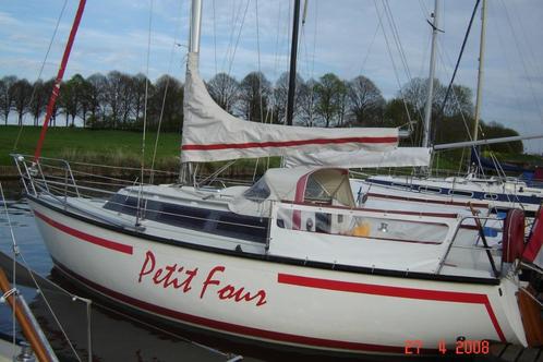 Zeiljacht Dufour 2800, Watersport en Boten, Kajuitzeilboten en Zeiljachten, Gebruikt, Tourjacht of Cruiser, Polyester, 6 tot 9 meter