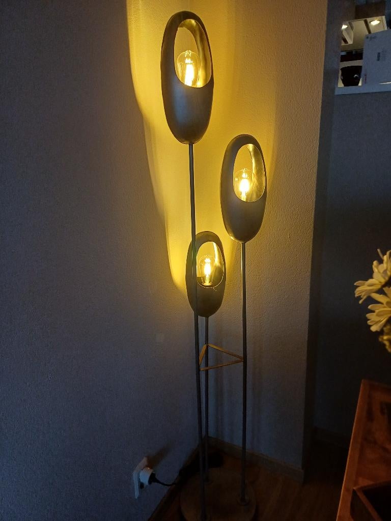 Lampenset, Ophalen, Industrieel,  robuust,modern, Zo goed als nieuw, Metaal