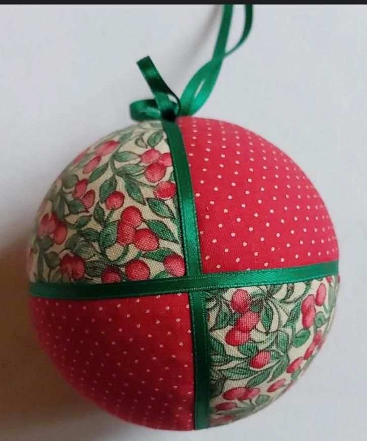 Gezocht gehaakt gebreid stof vilt zacht Kerst bal figuur, Diversen, Kerst, Zo goed als nieuw, Ophalen